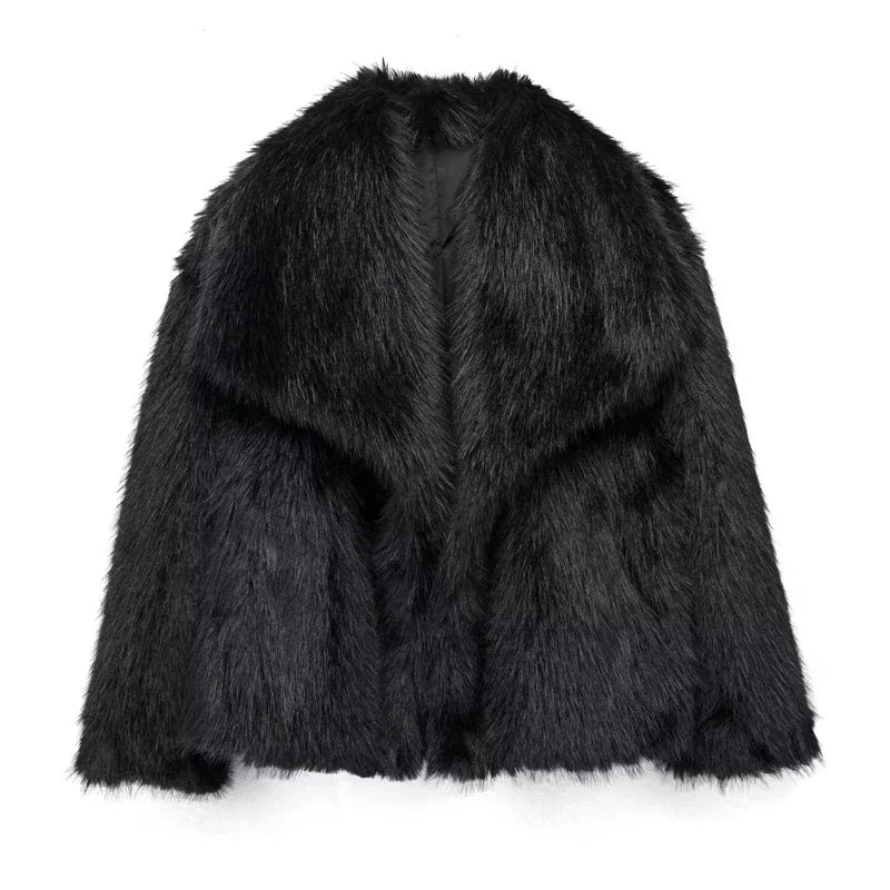 Women's faux fur coat with plush