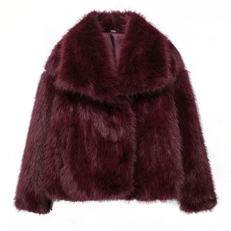 Women's faux fur coat with plush