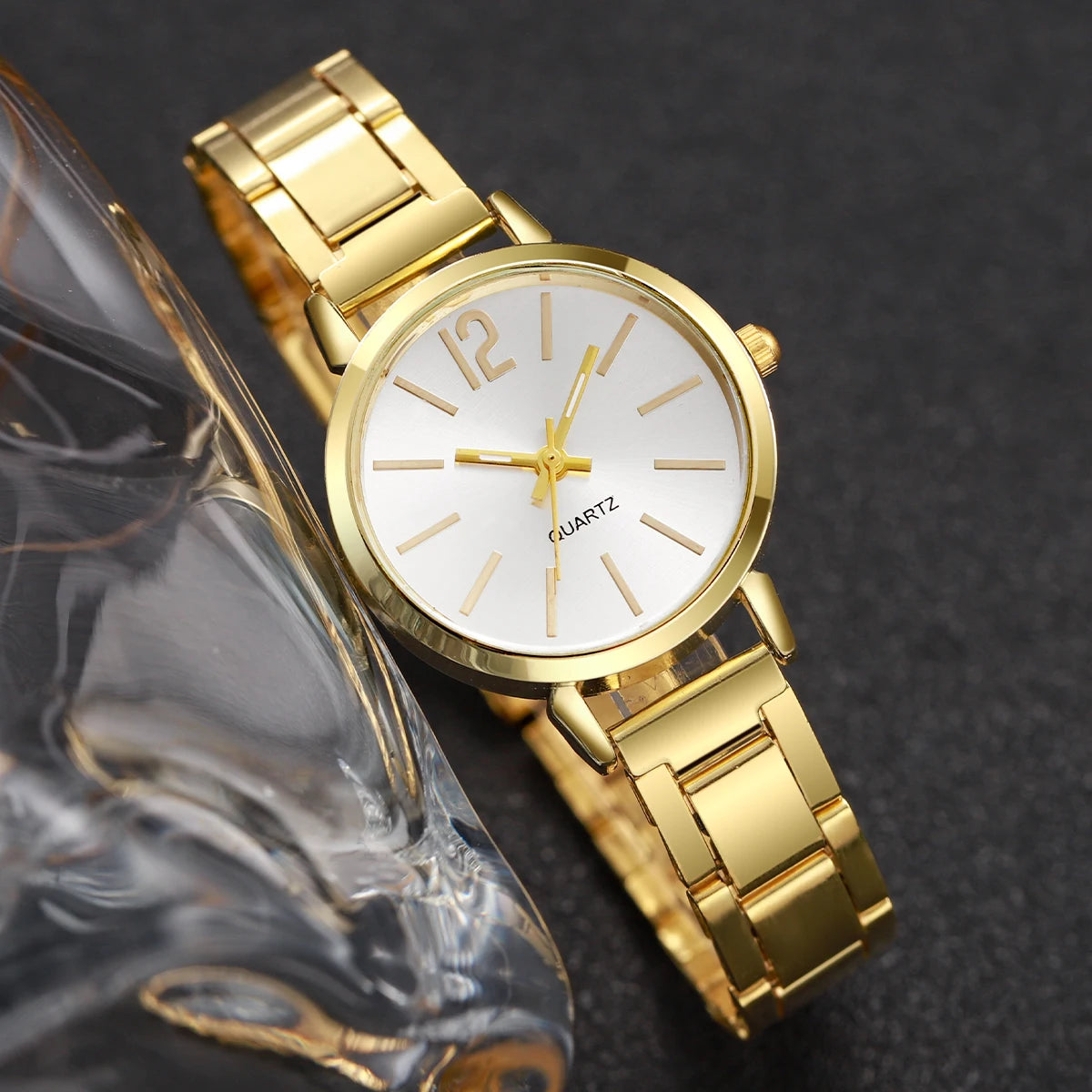 2-piece set with elegant women's watch - Simple and casual